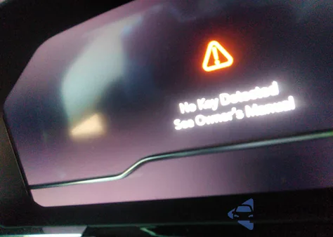 2024 Chevrolet Silverado 1500 4Wd Short Bed Lt With 2Fl z USA, uszkodzony, nr VIN 1GCPDKEK4RZ266543